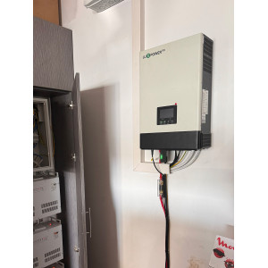 Гибридный инвертор LuxPower SNA6000 Wide PV